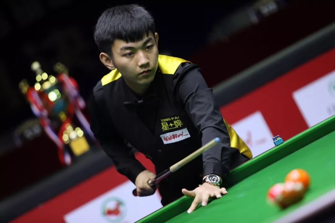 尔什的双双 尔什的双双