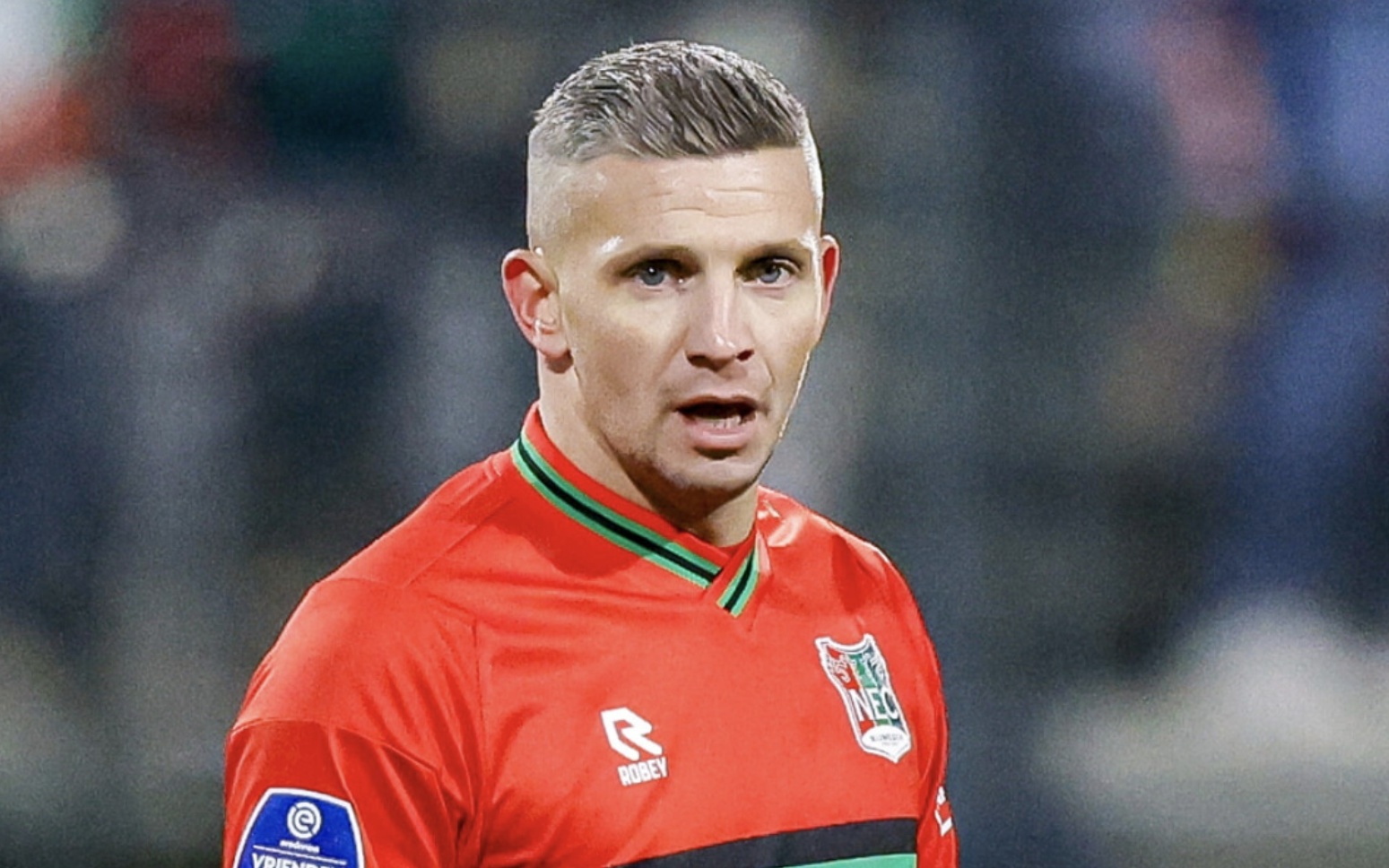 行重大调整 行重大调整