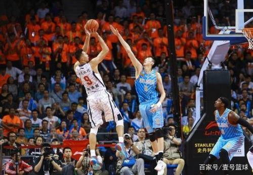 而且在心理 而且在心理