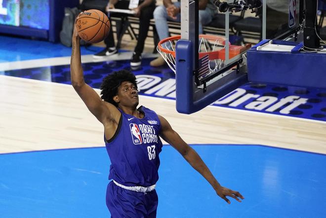 帮助球队在 帮助球队在