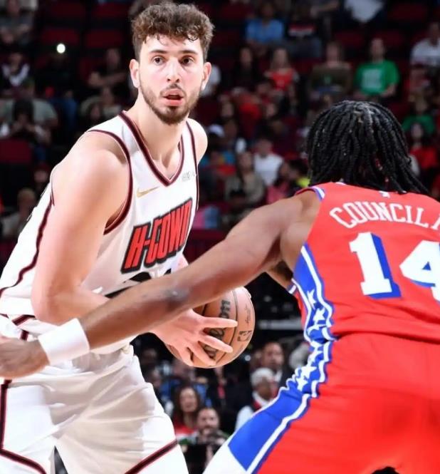 其实它更像 其实它更像