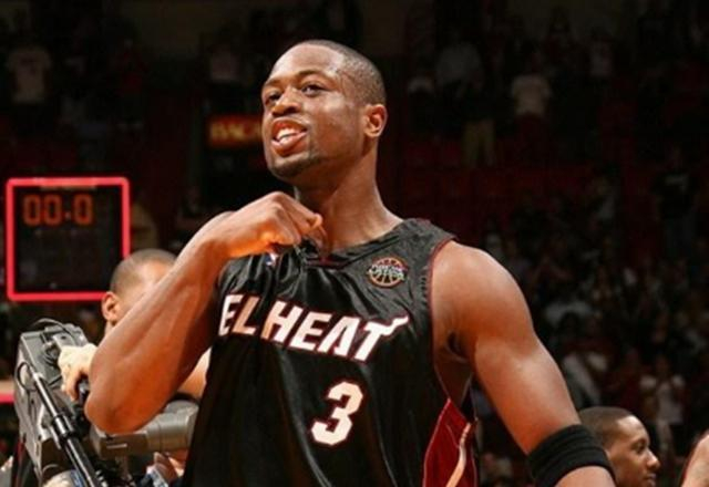 守拉入泥沼 守拉入泥沼